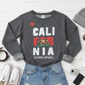 Green Sleeved California Republic Bear Graphic Sweatshirt Charcoal - Small